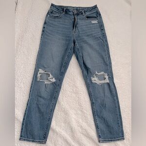 American Eagle Mom Jeans